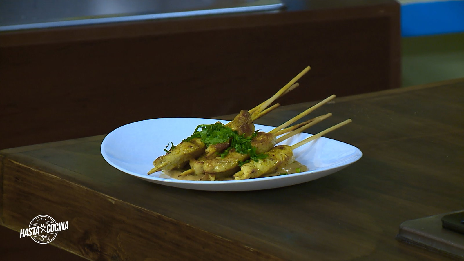 Brochetas de pollo satay