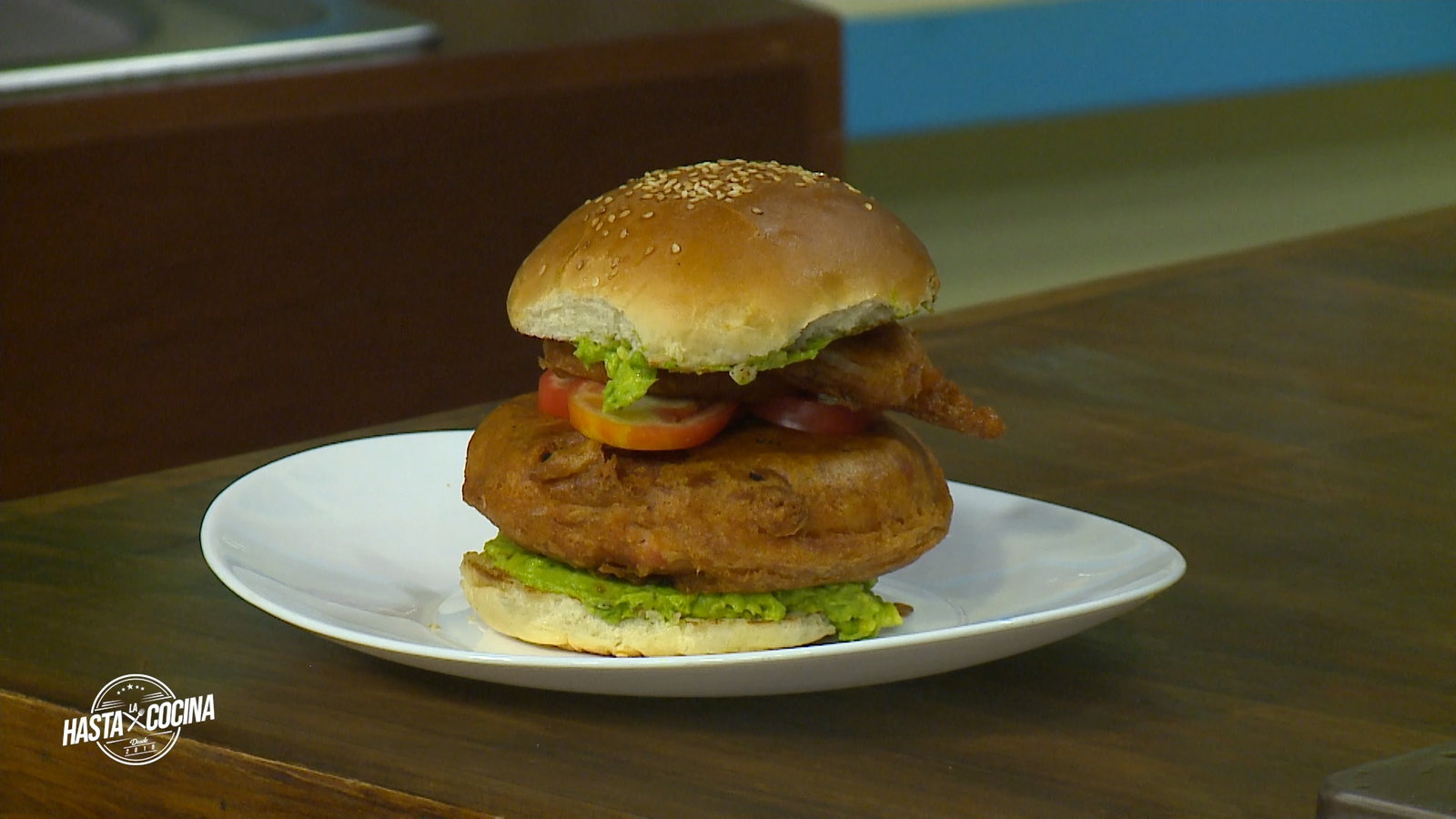 Hamburguesa de atún capeada